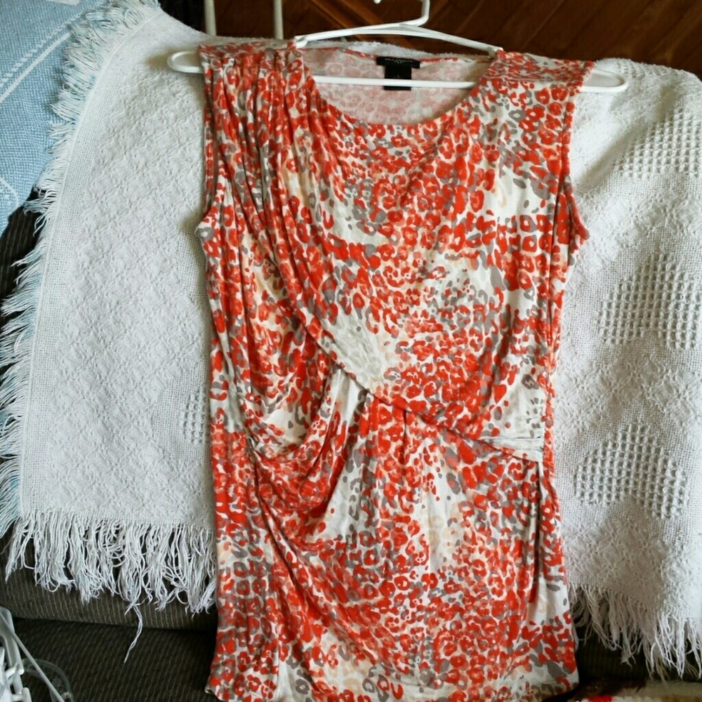 Sleeveless top